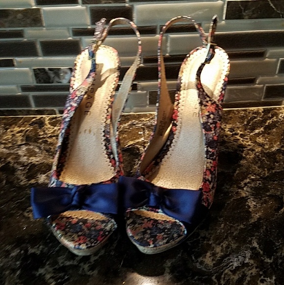 Rampage size 8 shoes - Picture 3 of 4